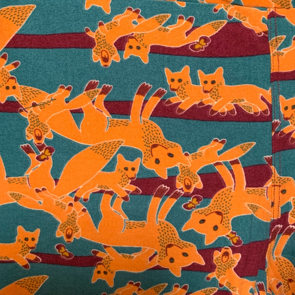 NWOT- LuLaRoe Leggings One Size- Fox Print Animal Pattern - Picture 4 of 9
